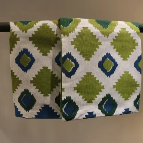Diamond pattern cover